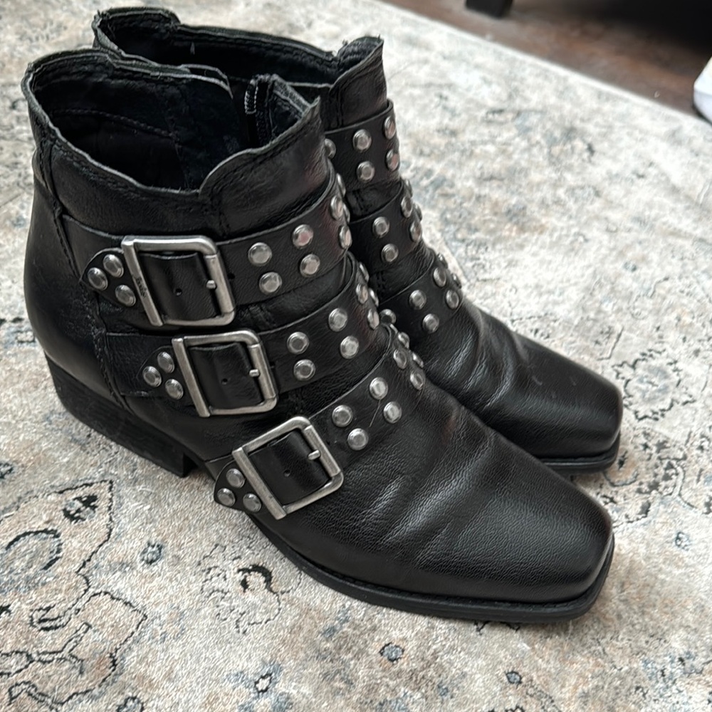 Chic Black Studded Ankle Boots